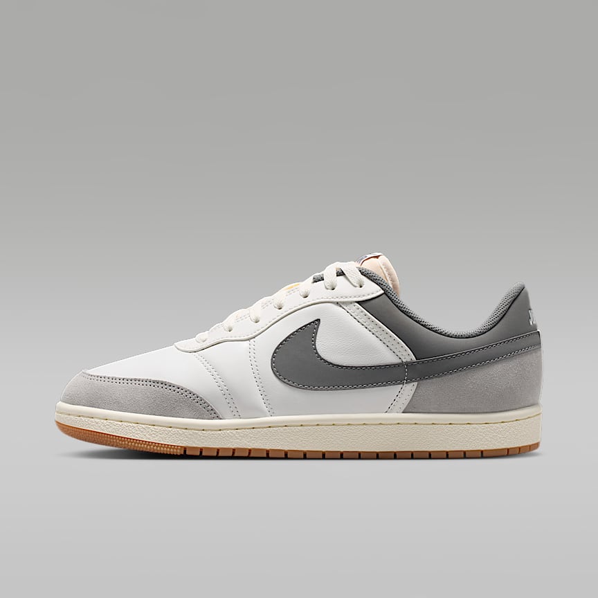 Air Jordan 1 Low G Spiked Golf Shoes. Nike.com